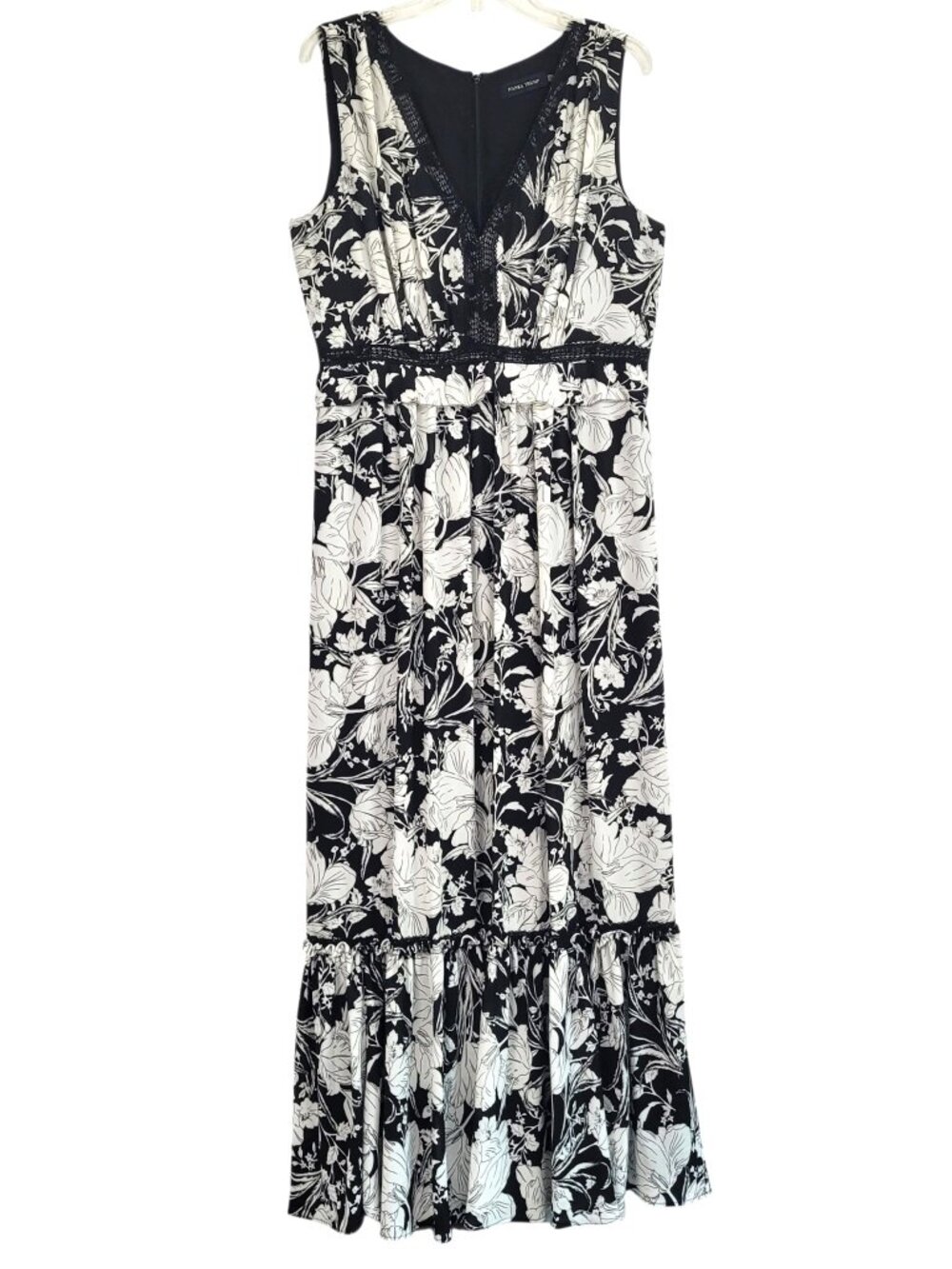 Ivanka Trump Maxi Dress 16 Black White Floral Dark Romantic Party Wedding Event
